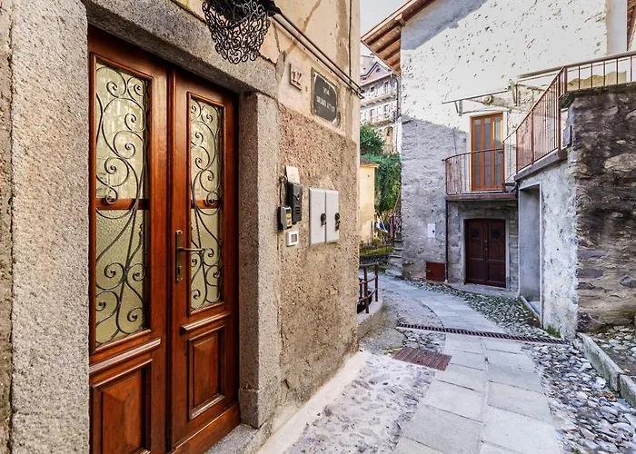 La Casa Sulla Cascata * Colonno