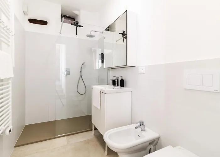 La Casa Sulla Cascata * Colonno